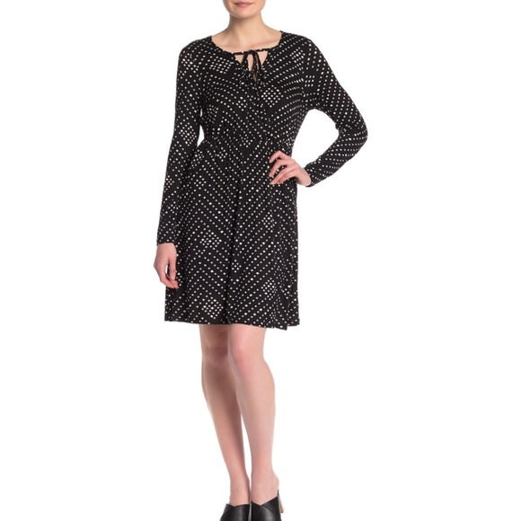 BOBEAU Galilea Surplice Dress - Picture 1 of 5